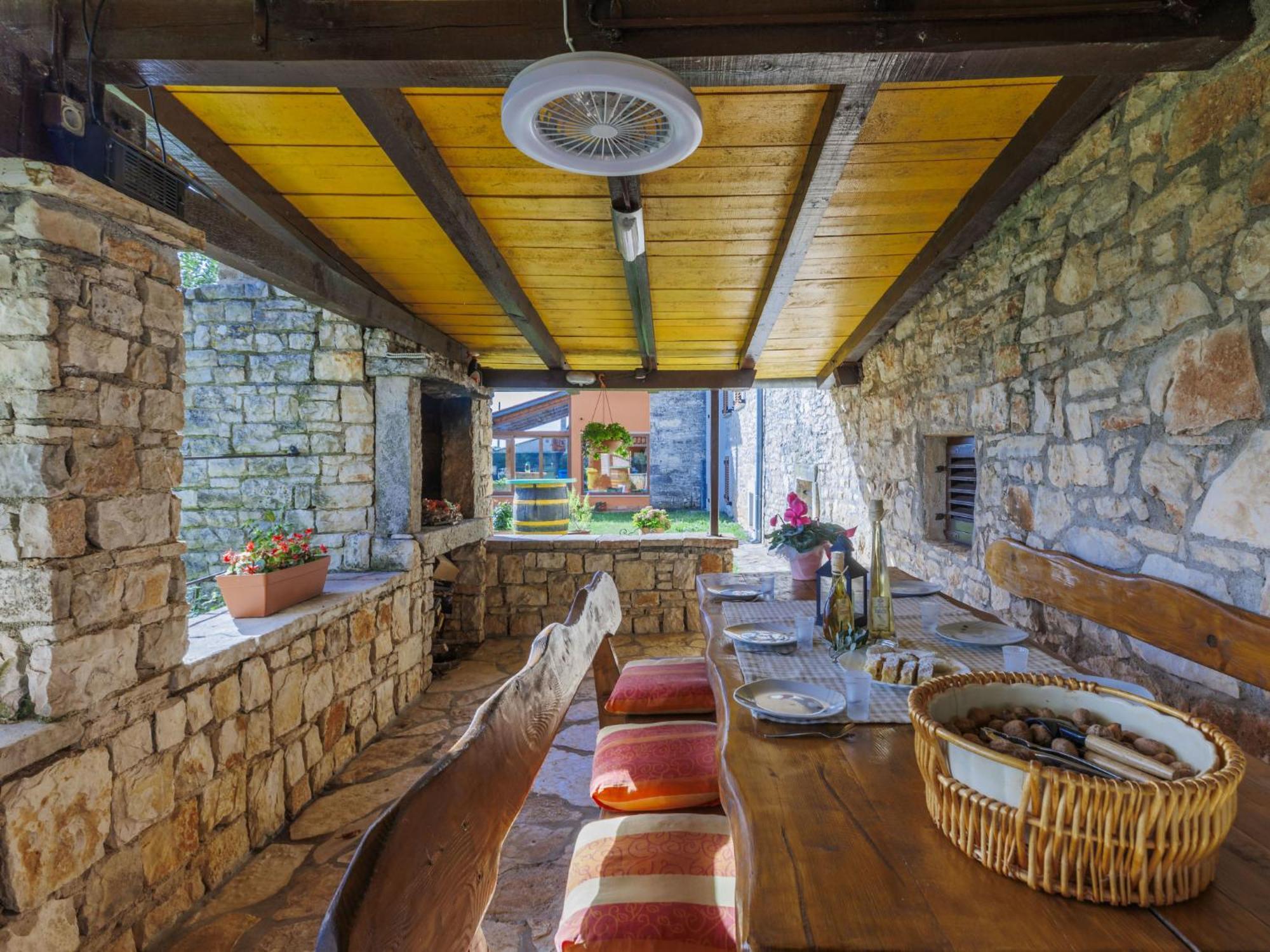 Holiday Home Bozac - Voj100 By Interhome 沃德年 外观 照片