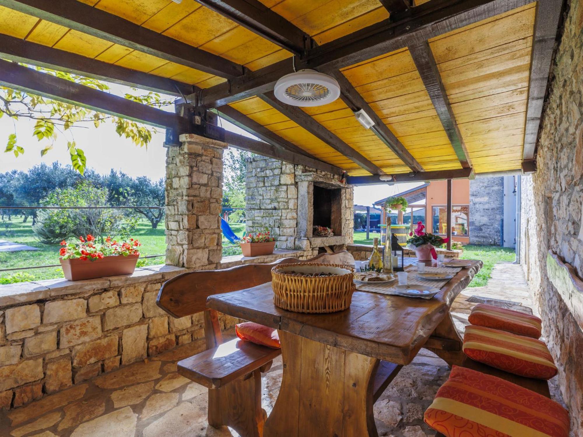 Holiday Home Bozac - Voj100 By Interhome 沃德年 外观 照片